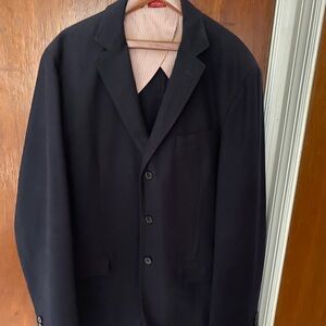 Gorgeous Brooks Brothers Navy Blazer with great details and style.